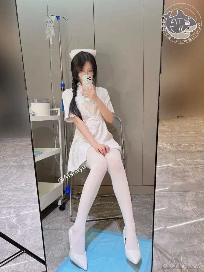 Coser@AT鲨: 白丝护士 (141 photos + 2 videos) 0 Coser@AT鲨: 白丝护士 (141 photos + 2 videos) 0