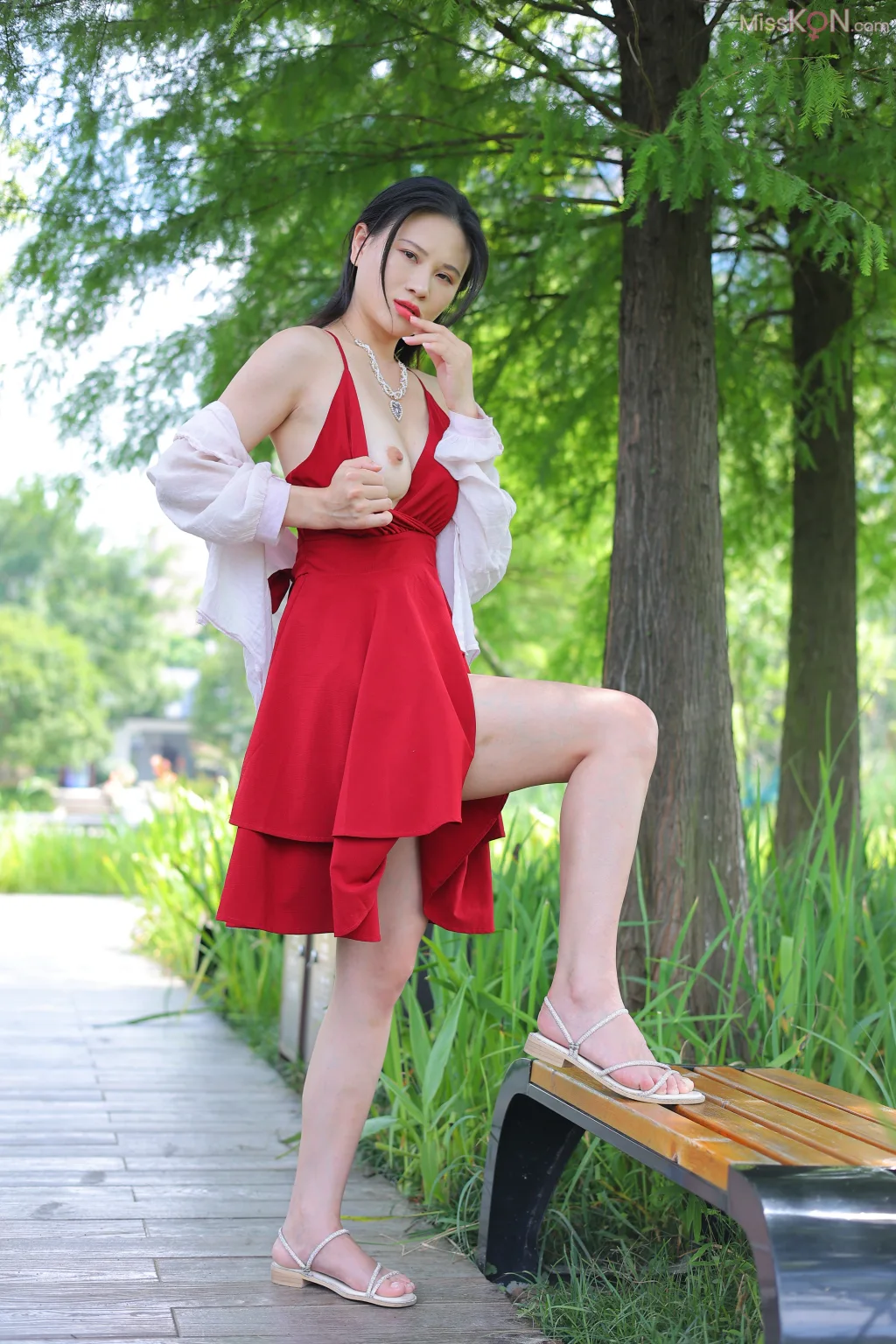 [Private Photoshoot] 如懿: 國模 2021.07.01 大尺度 私拍 4K (1054 photos + 1 video)