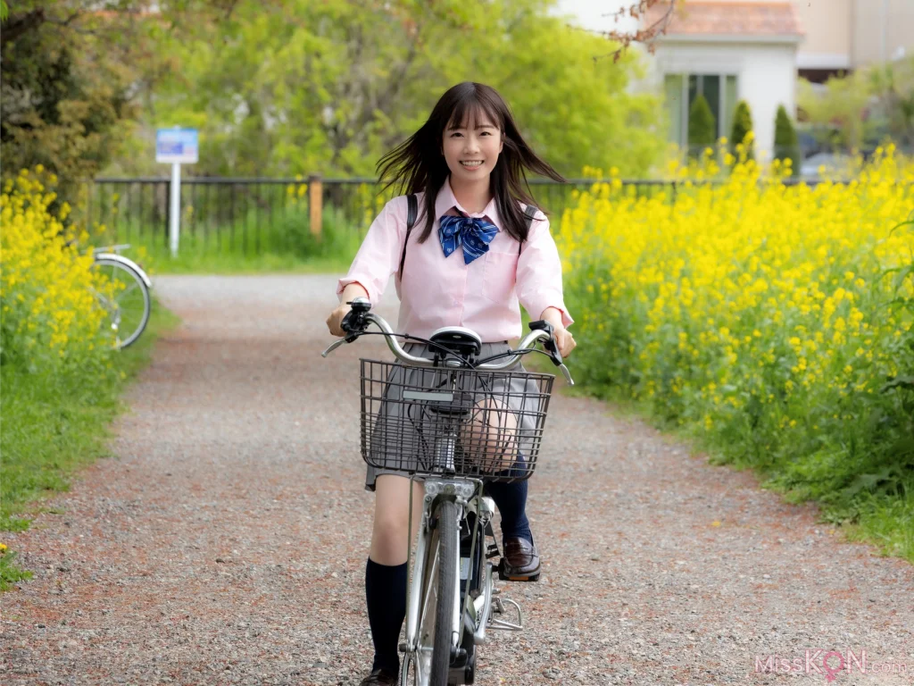 [JP] Mao Watanabe (神野藍): [Prestige Photobook] Best Premium Exclusive Cut Vol.01 (64 photos)