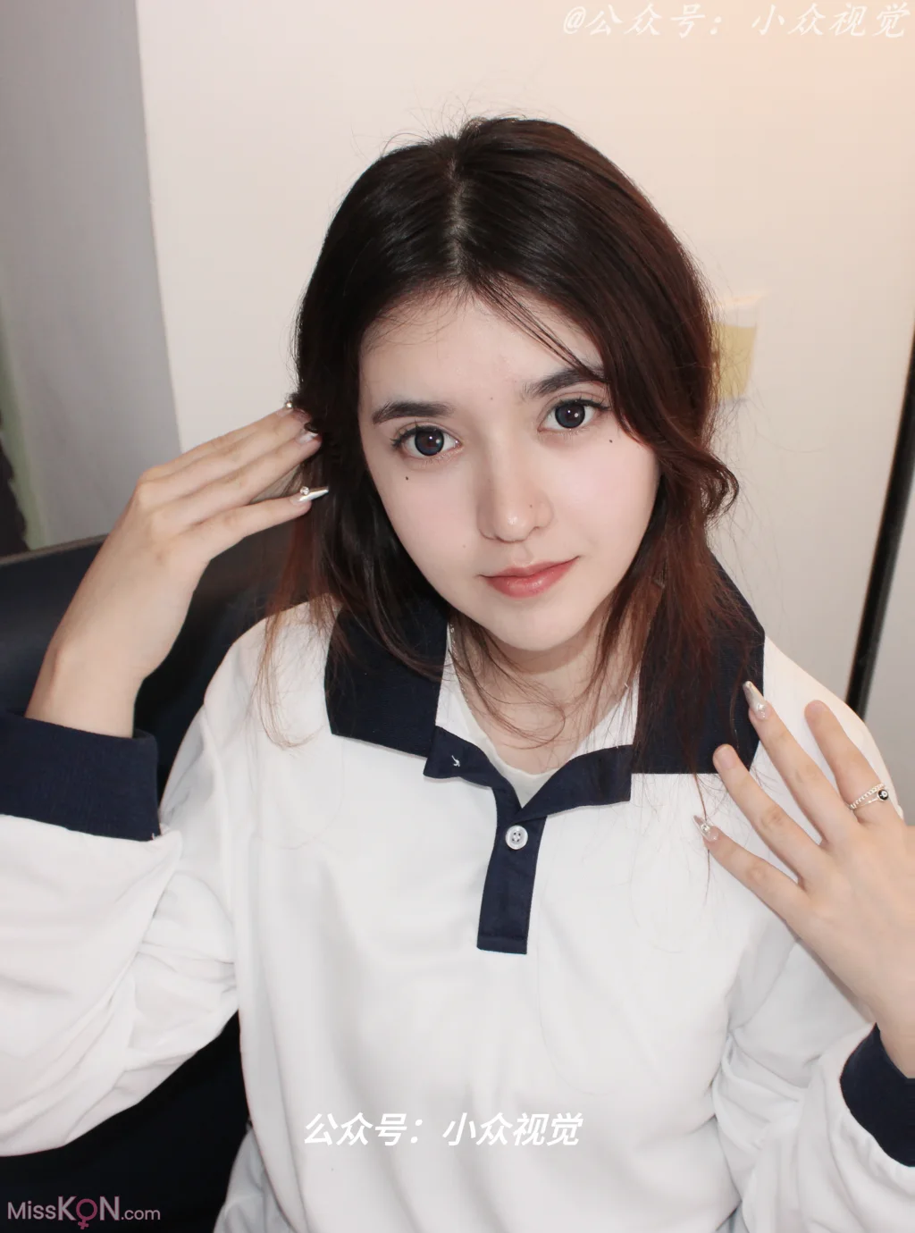 [小众视觉] No.012: 米拉 (119 photos + 1 video)