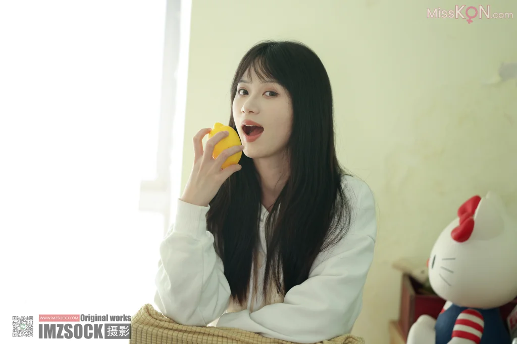 [MZSOCK爱美足] No.314: 梦瑶 (103 photos + 1 video)