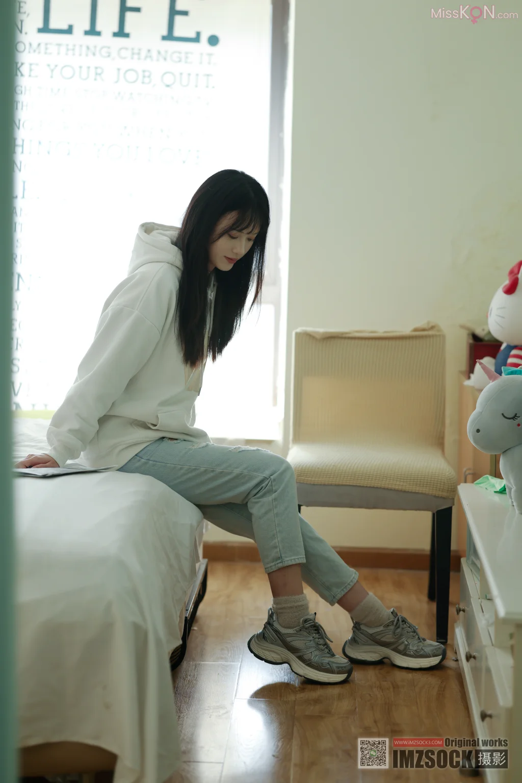 [MZSOCK爱美足] No.314: 梦瑶 (103 photos + 1 video)