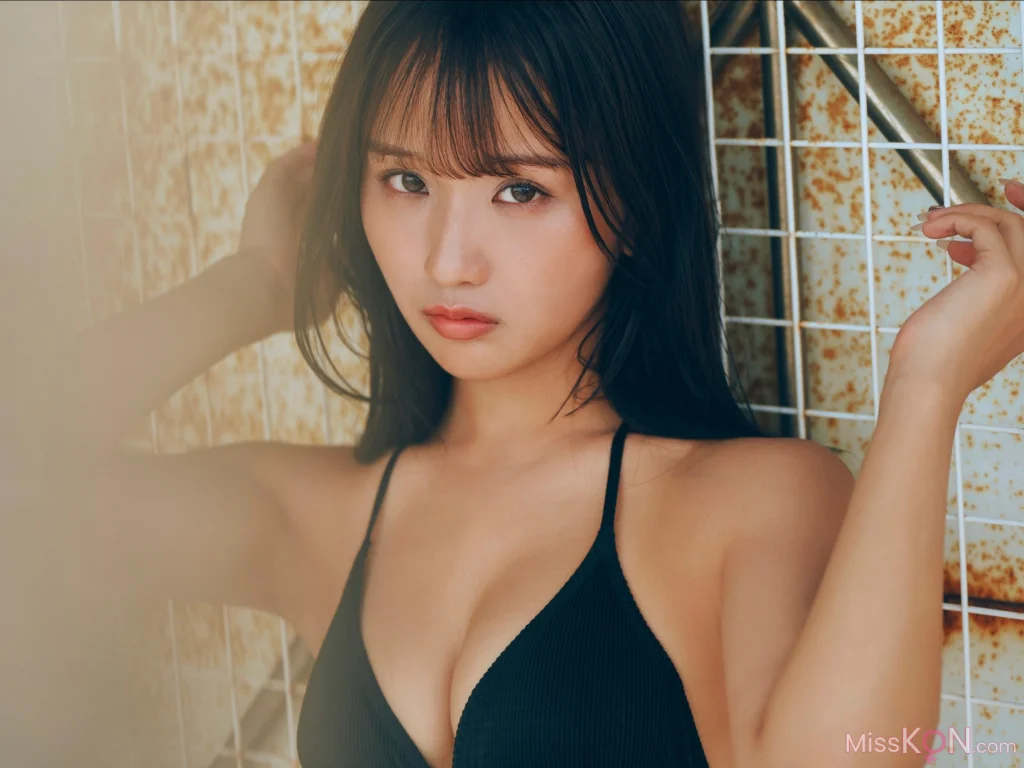 [JP] Ririka Moriwaki (森脇梨々夏): FLASHデジタル写真集 初めての恋だから (44 photos)