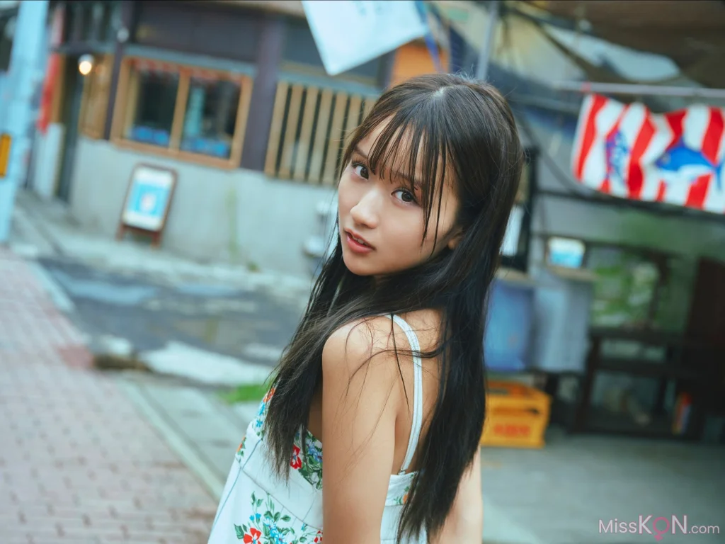 [JP] Ririka Moriwaki (森脇梨々夏): FLASHデジタル写真集 初めての恋だから (44 photos)