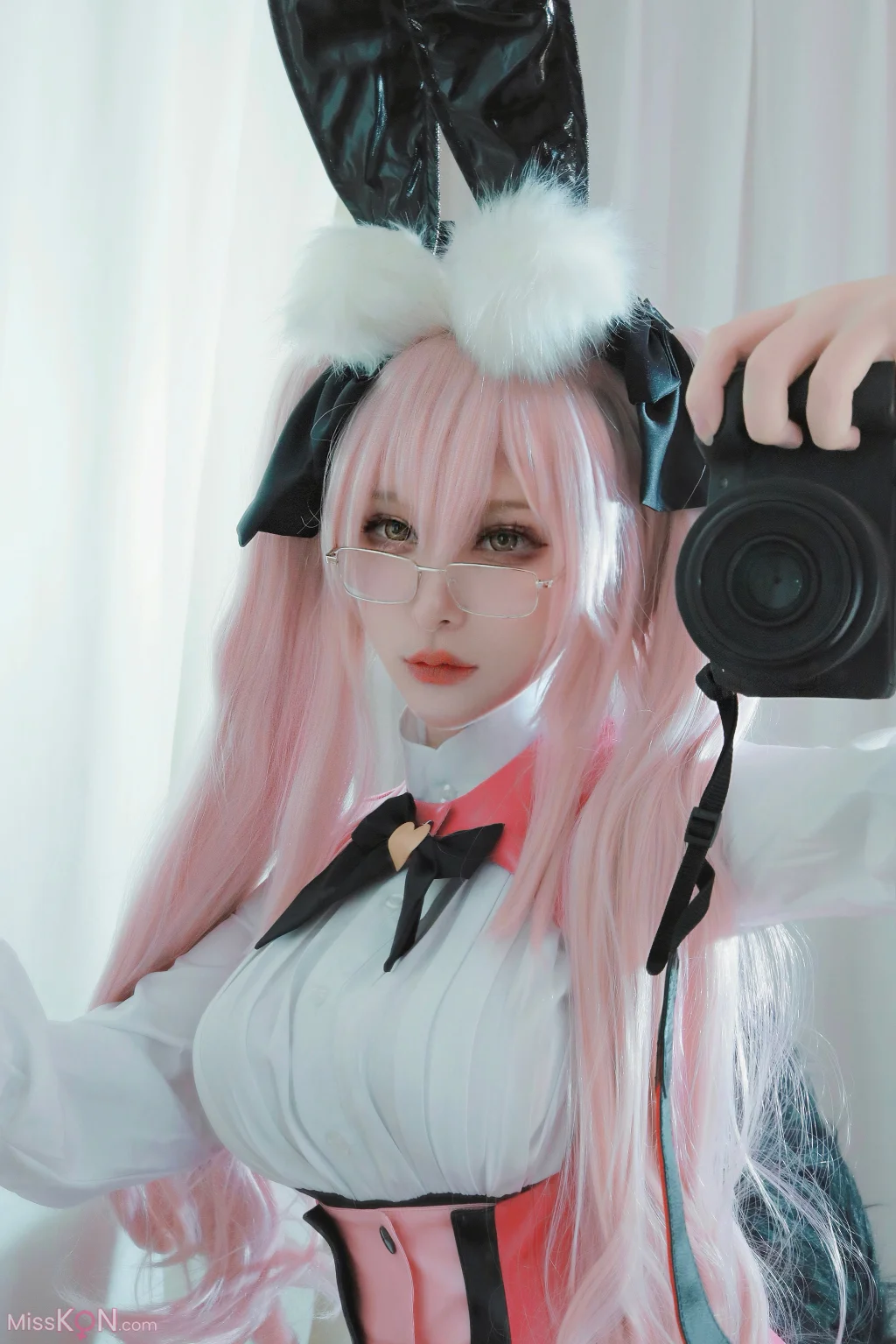 Coser@一色雨: 高扬斯卡娅套 (11 photos + 1 video)