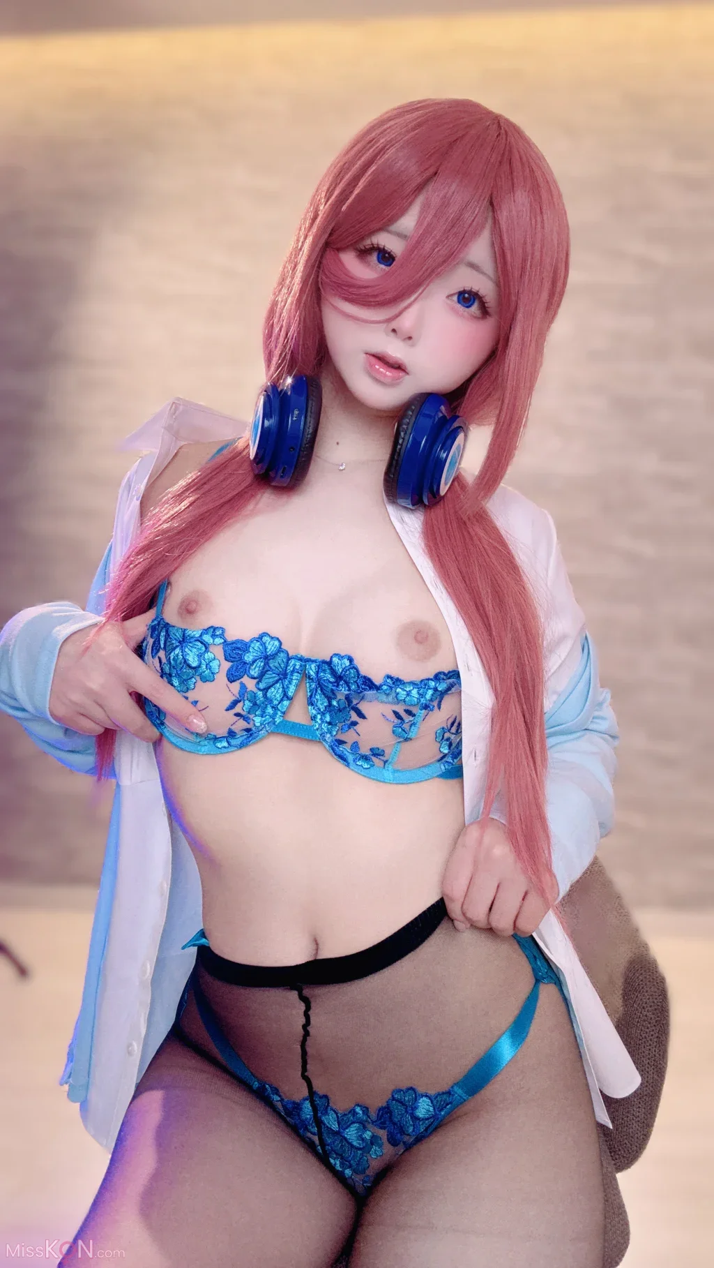 Coser@chuchu: #002 三玖 (43 photos + 1 video)
