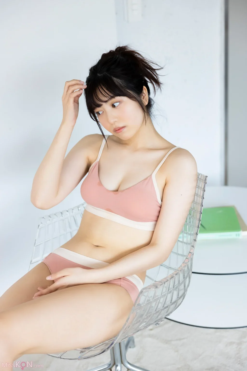 [JP] Rio Yoshida (吉田莉桜): FLASHデジタル写真集 となりの天使 (93 photos)