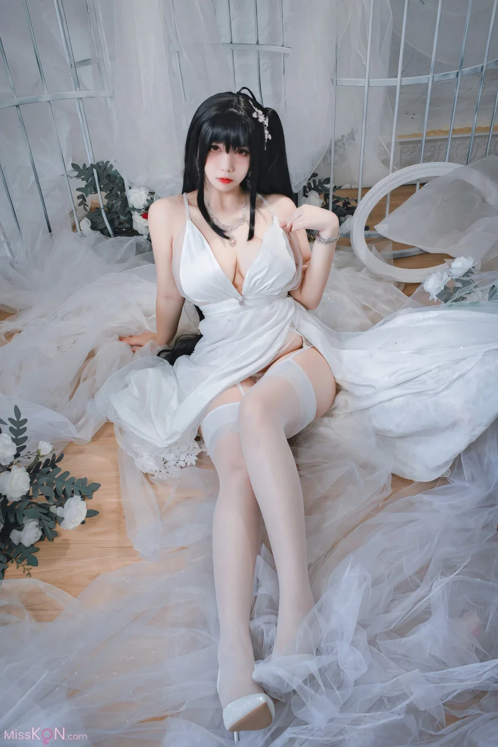 Coser@魅瞳Meroko: 碧蓝航线 大凤花嫁 (43 photos)