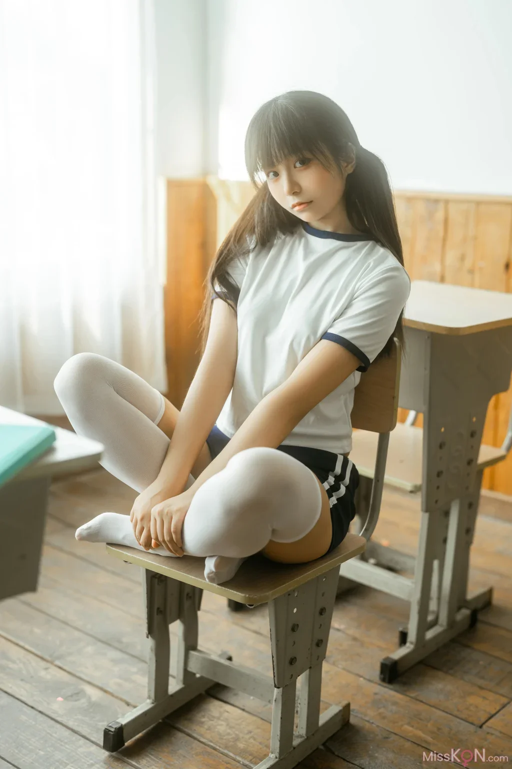 Coser@花音葉子: 午后教室 (34 photos + 1 video)