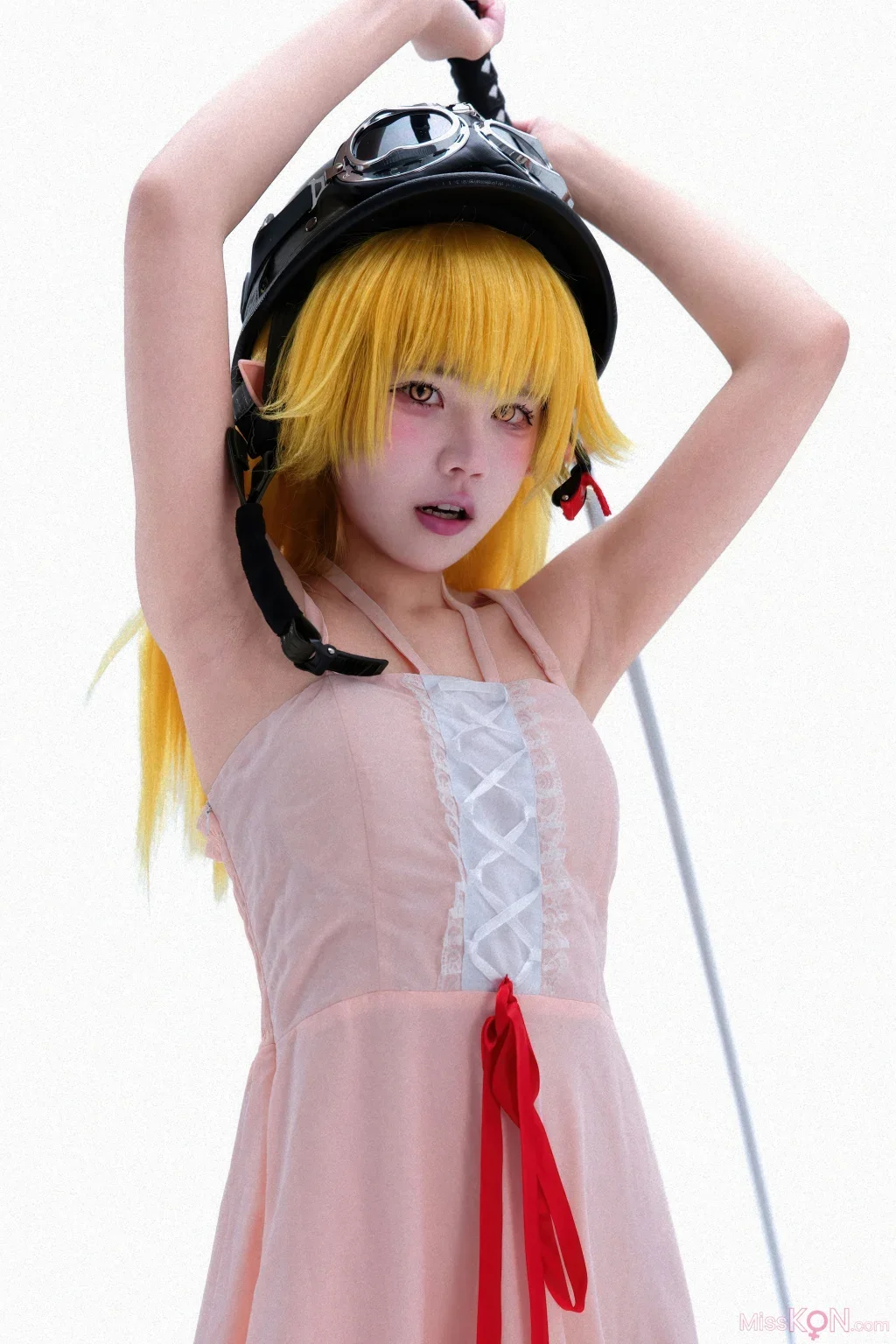 Coser@清水凪: 物语系列 忍野忍 (51 photos)
