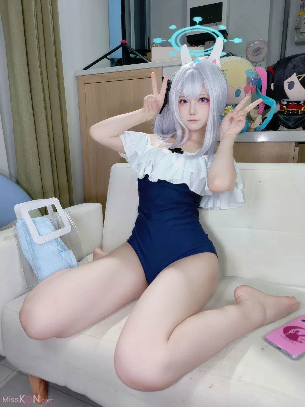 Coser@御子miko: 蔚蓝档案 月雪宫子 泳装 (88 photos)