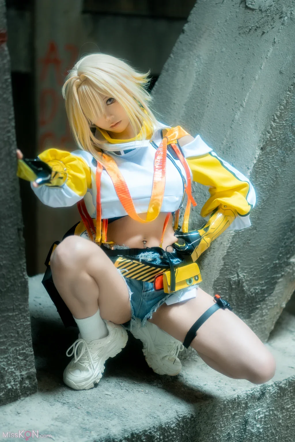 Coser@铁手叫兽: 饱饱 – 妮姬 伊莱格电厂 (40 photos)