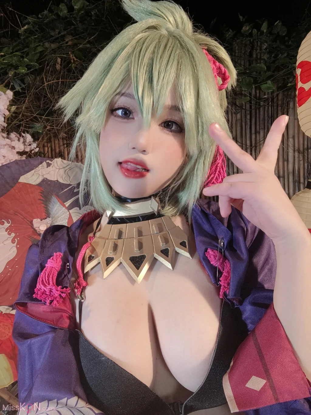 Coser@七七娜娜子: 久岐忍同人 (41 photos + 9 videos)