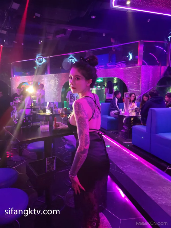 Sexychloe: 火爆X网红福利 野性十足 (63 photos + 21 videos) 1 Sexychloe: 火爆X网红福利 野性十足 (63 photos + 21 videos) 1