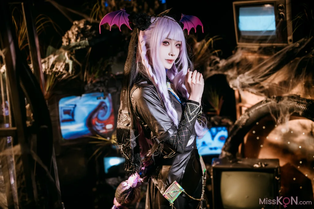 Coser@源纱希喵喵喵: 狮蝎 (23 photos)