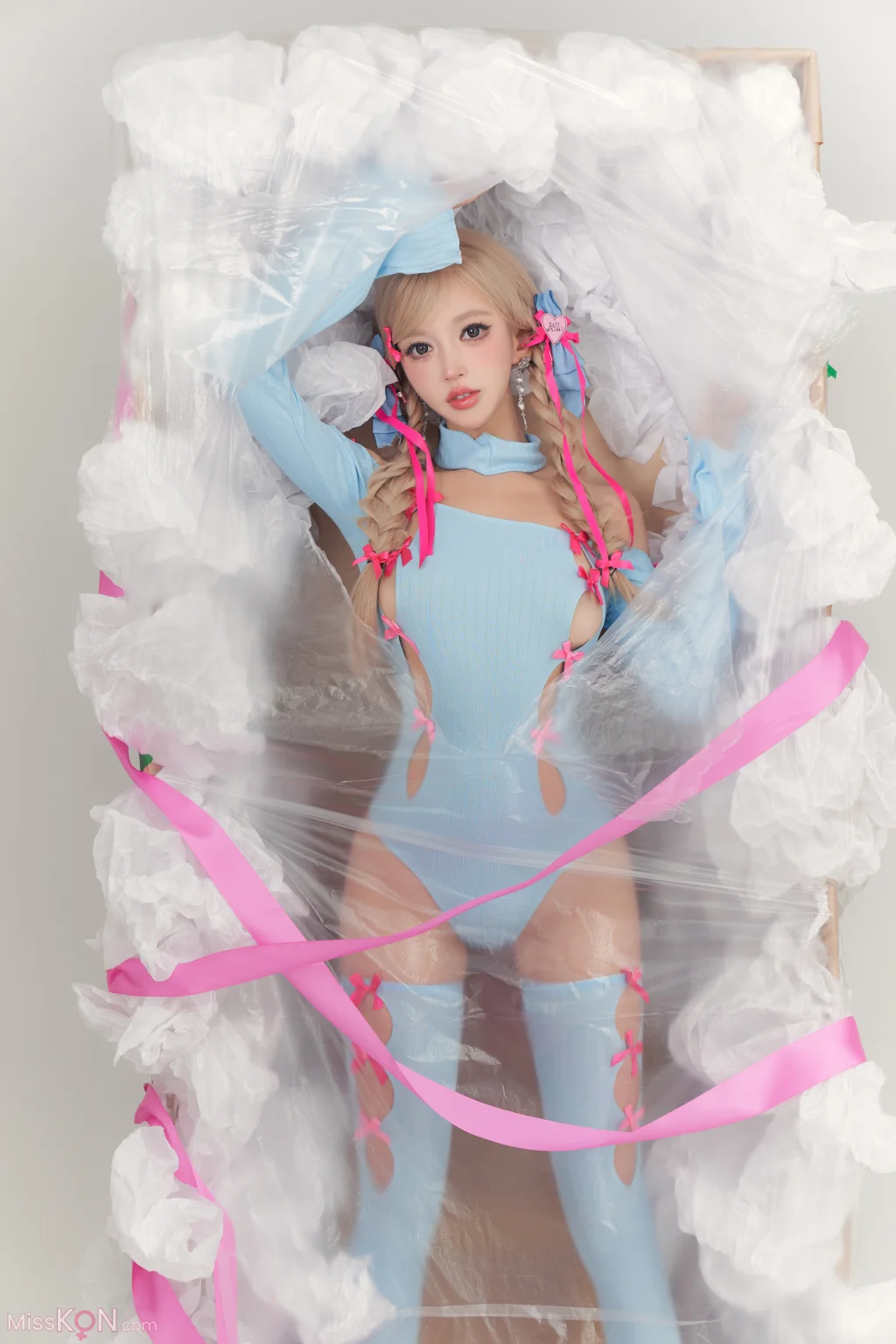 Coser@过期米线线喵: 异世界玩偶 (56 photos)