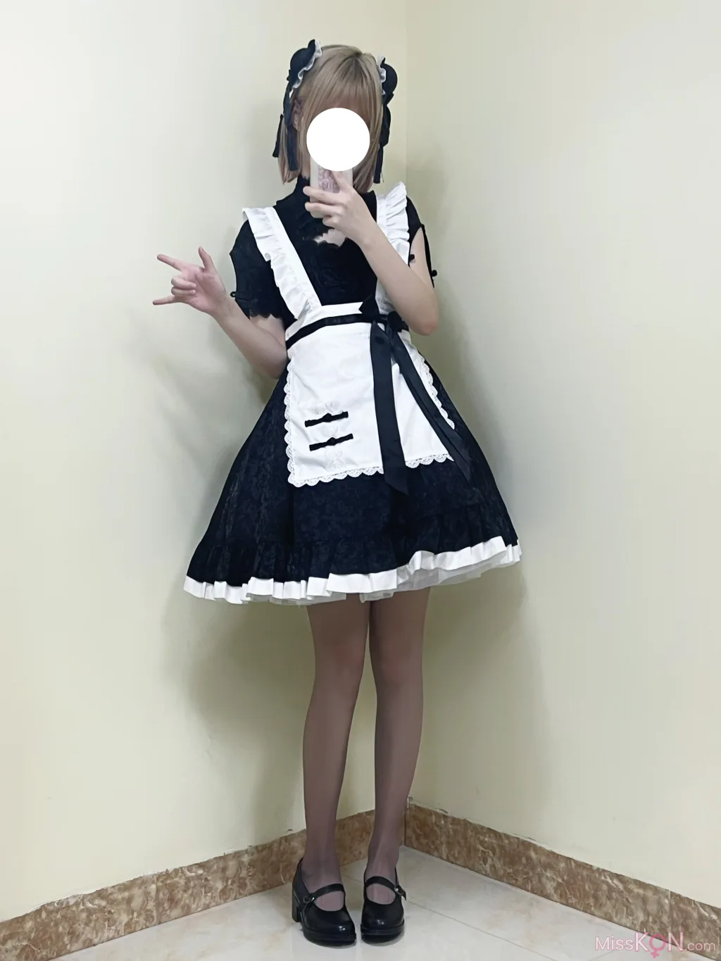 Coser@幼愛Youmeko: 女仆中华娘 (27 photos)