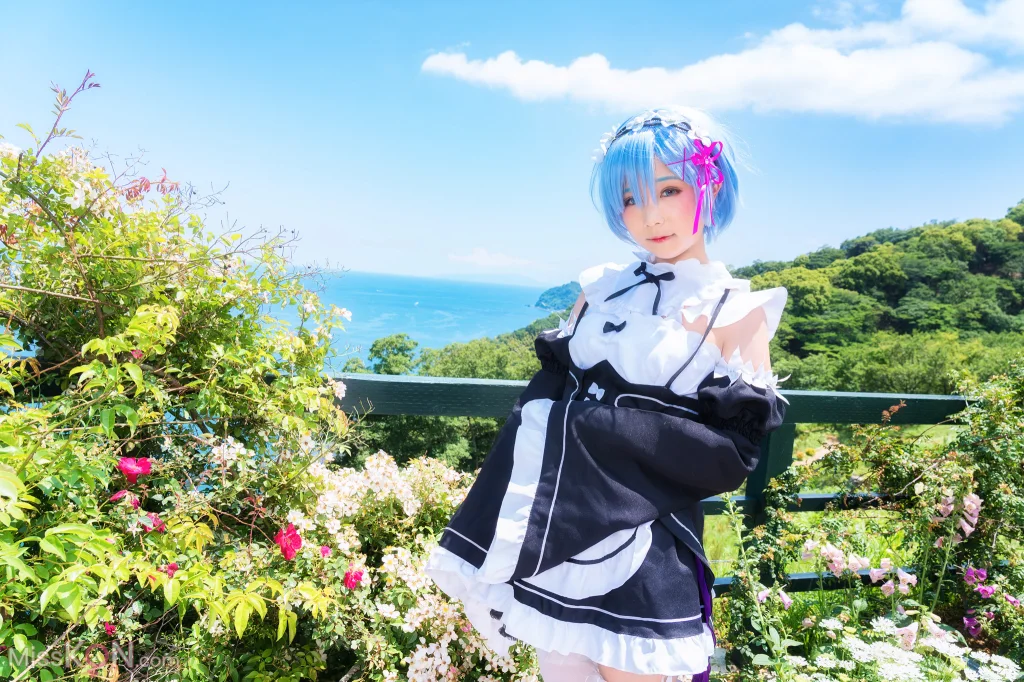 Coser@Kurumi (クルミ): 戦うメイドの休憩日 (124 photos)