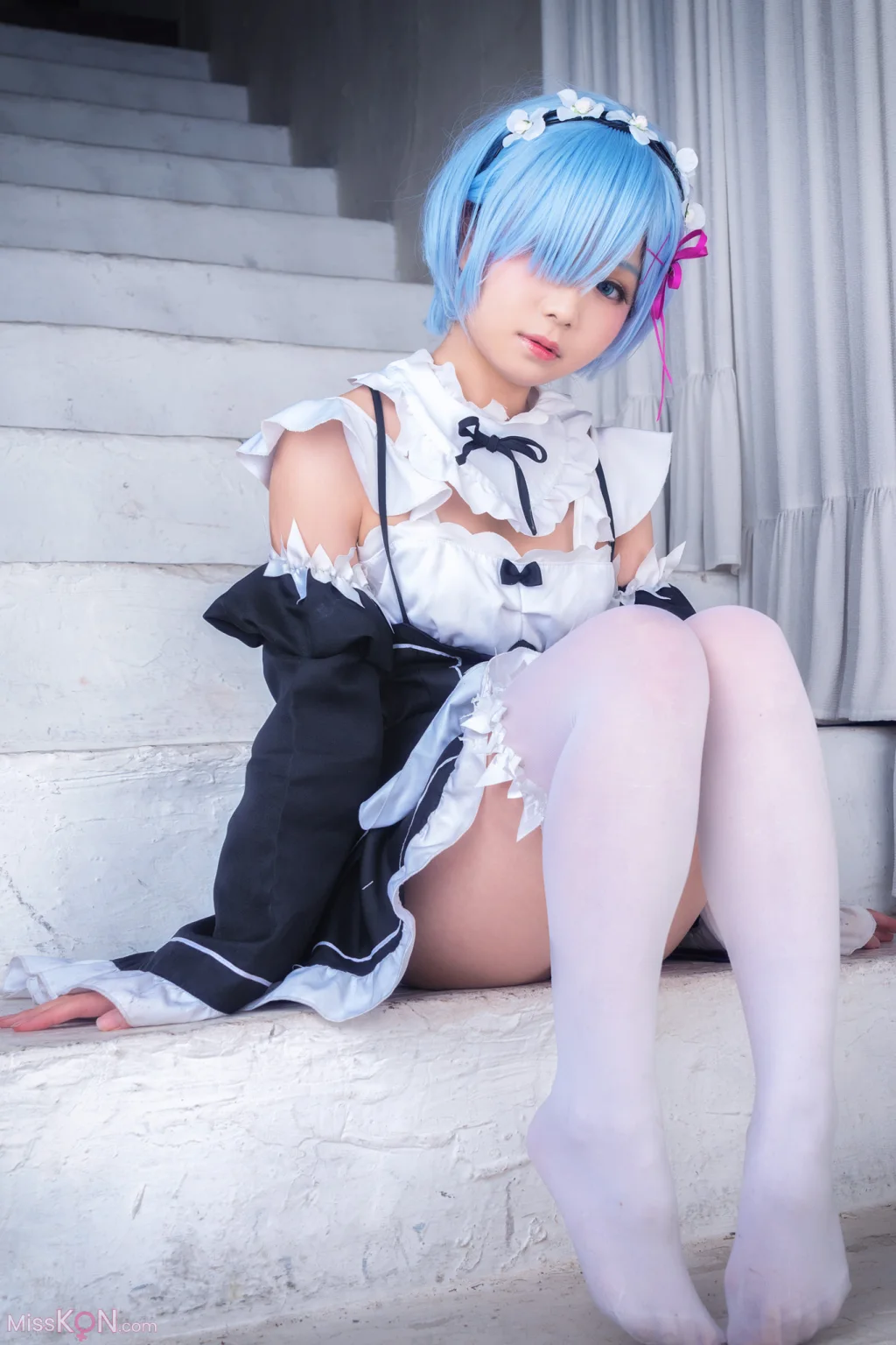 Coser@Kurumi (クルミ): 戦うメイドの休憩日 (124 photos)