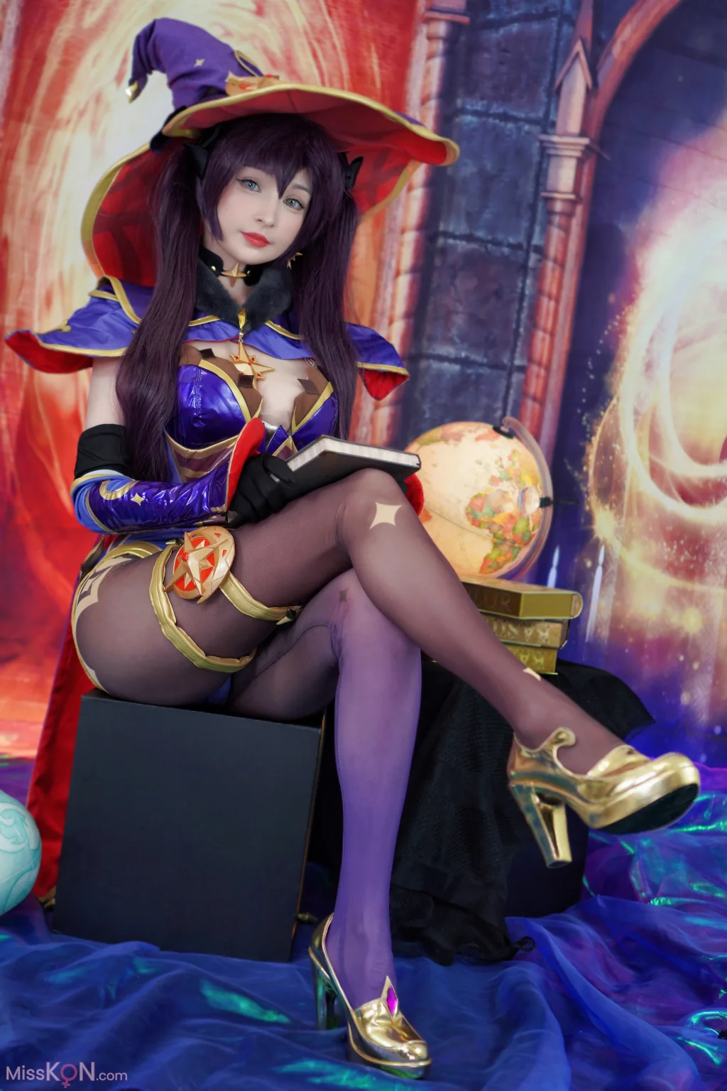 Coser@Hidori Rose: Mona Genshin (30 photos)