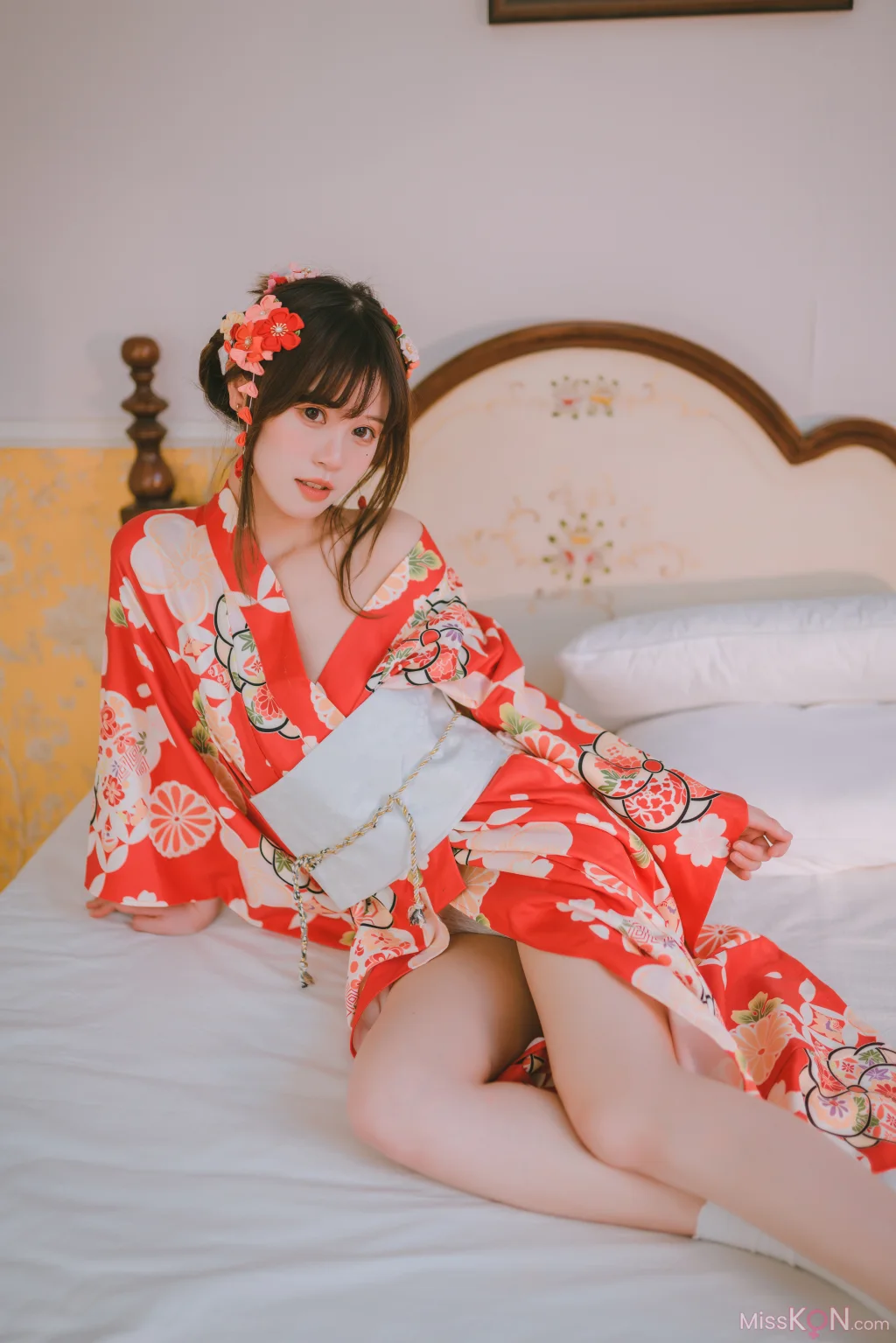 Coser@千反田鹿子: 日常 浴衣室内 (49 photos)