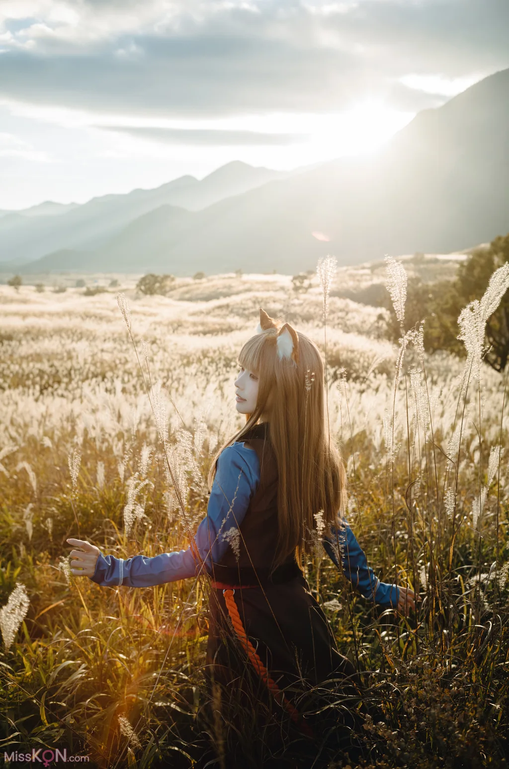 Coser@Ely_eee (ElyEE子): Soft Glow 狼與暖陽 (52 photos + 1 video) 1 Coser@Ely_eee (ElyEE子): Soft Glow 狼與暖陽 (52 photos + 1 video) 1