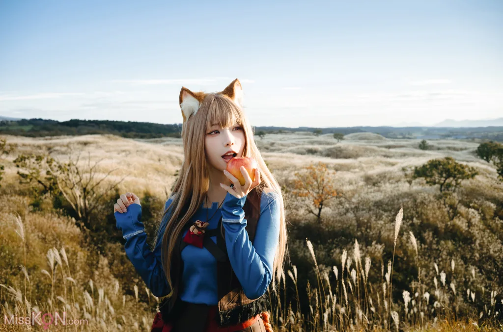 Coser@Ely_eee (ElyEE子): Soft Glow 狼與暖陽 (52 photos + 1 video)