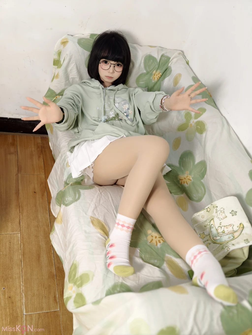 Coser@叫兽: 蘑菇头 – 踏青 (42 photos + 1 video)
