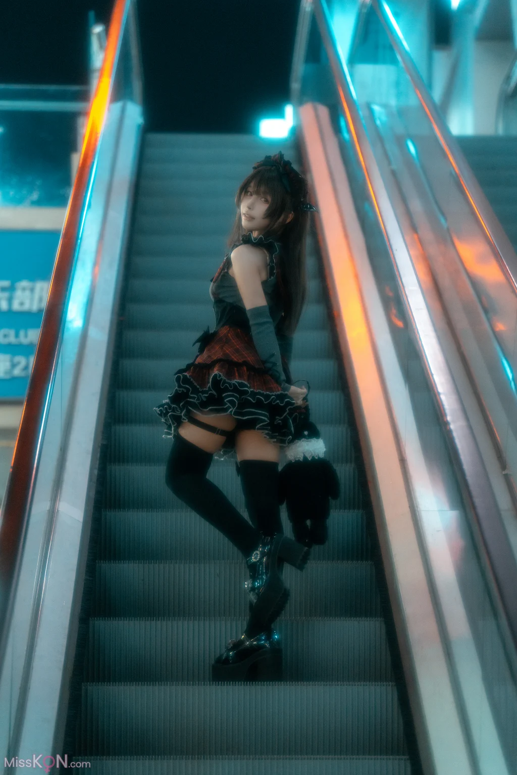 Coser@铁手叫兽: 葡萄一番街 (24 photos + 1 video)