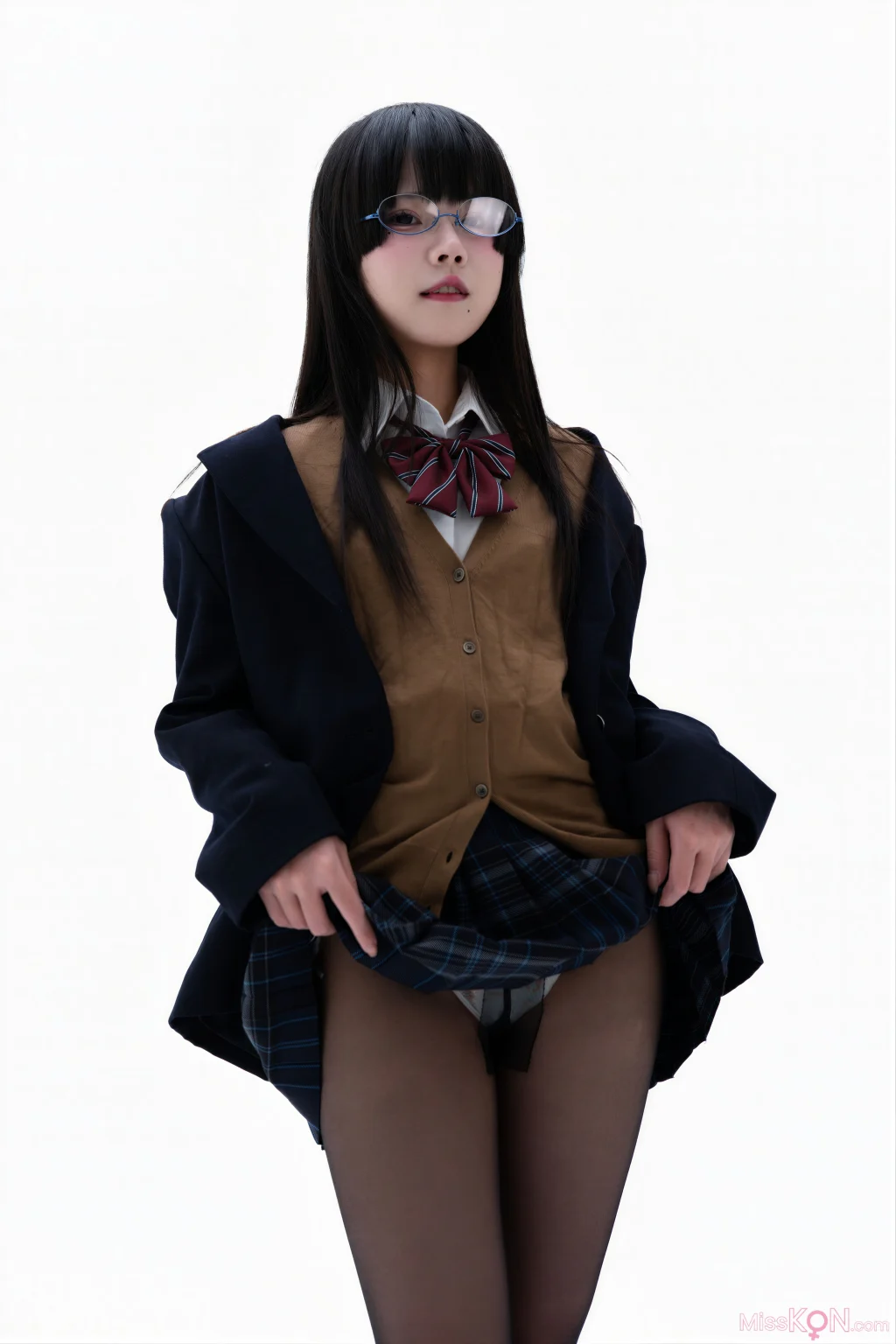 Coser@清水凪: 后辈的制服3 (88 photos)