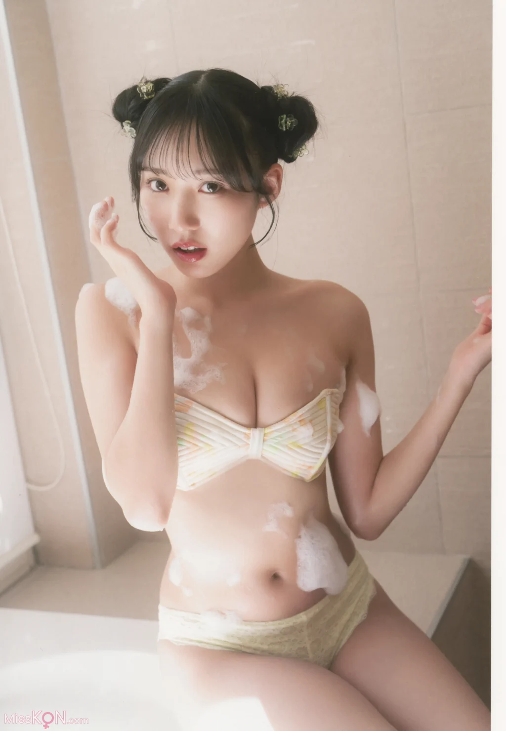 [JP] Yokono Sumire (横野すみれ): フォトブック Sumire Graph #6 (85 photos)