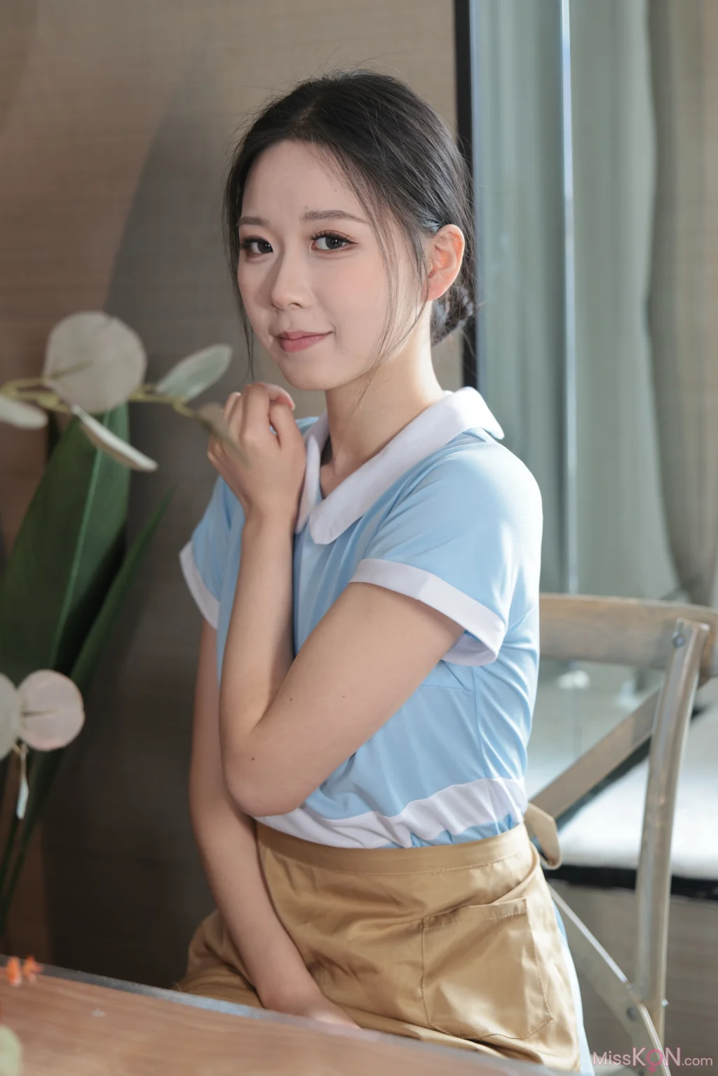[Private Photoshoot] 仙草: 好利来制服 (524 photos)
