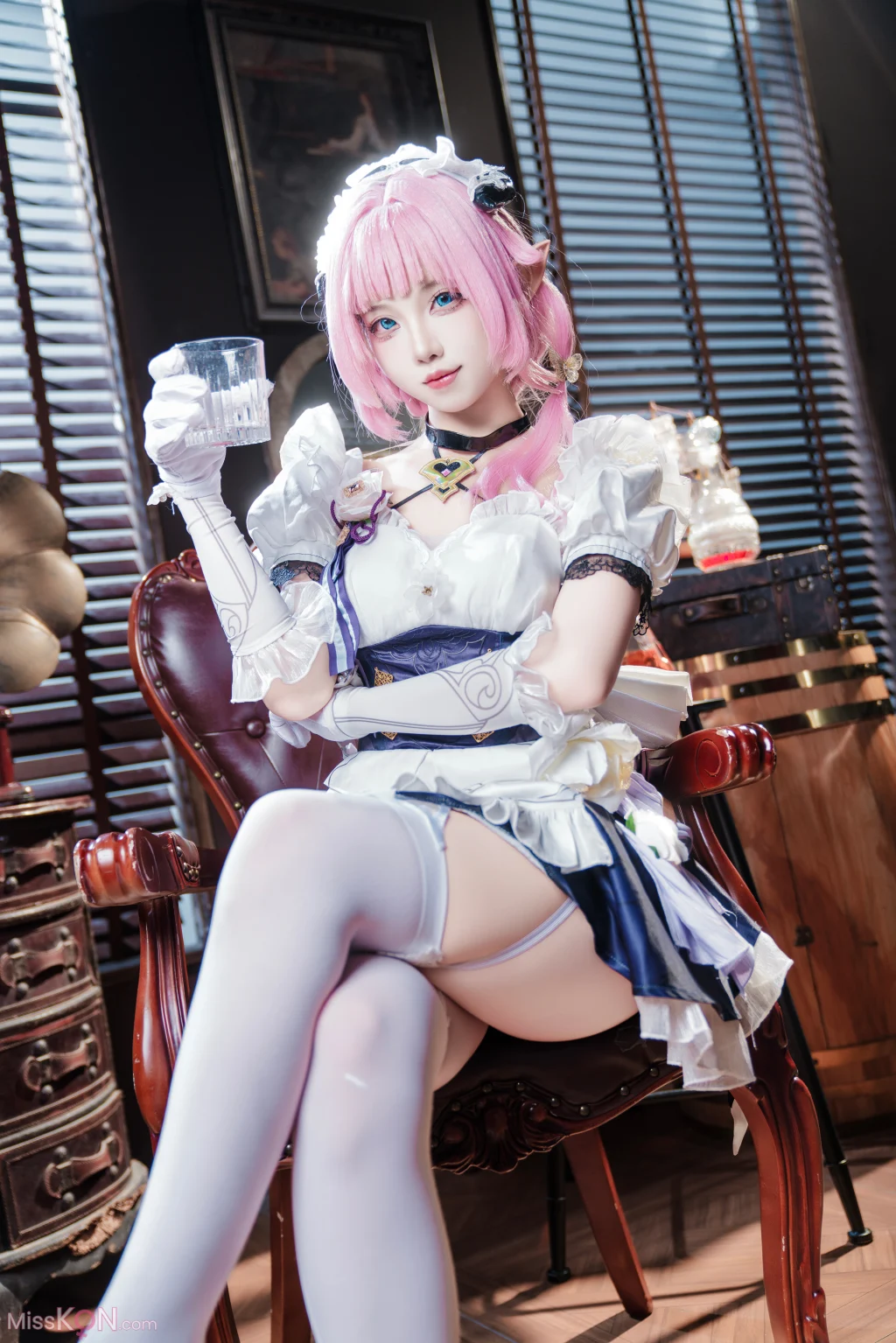Coser@狐玖玖: 爱莉希雅女仆 (23 photos)