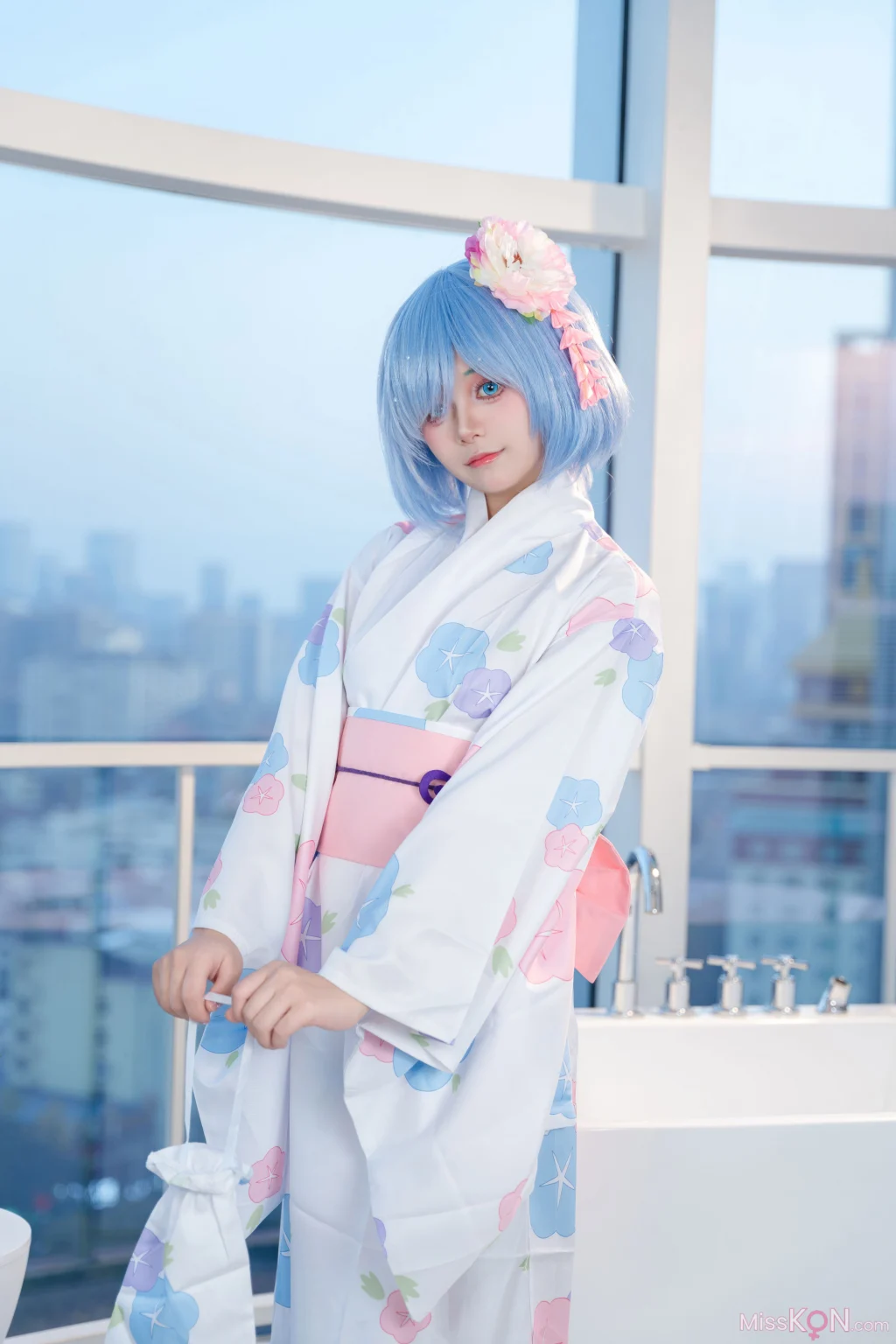 Coser@滕子京大王: 从零开始的异世界生活-蕾姆和服 (48 photos)