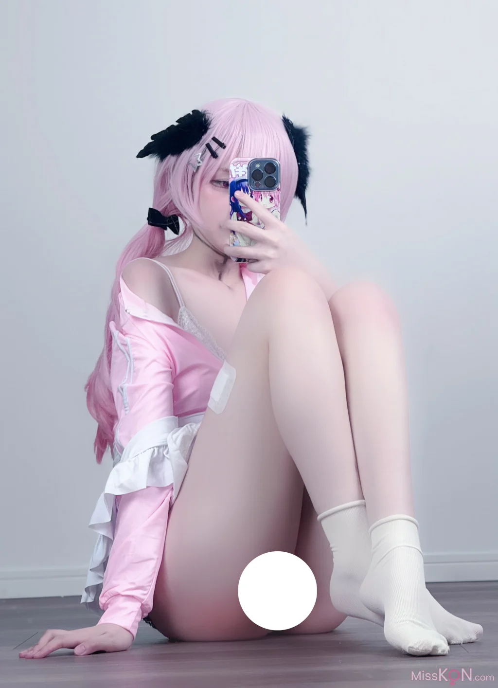 Coser@幼愛Youmeko: 蔚蓝档案 下江小春 体操服 (26 photos)