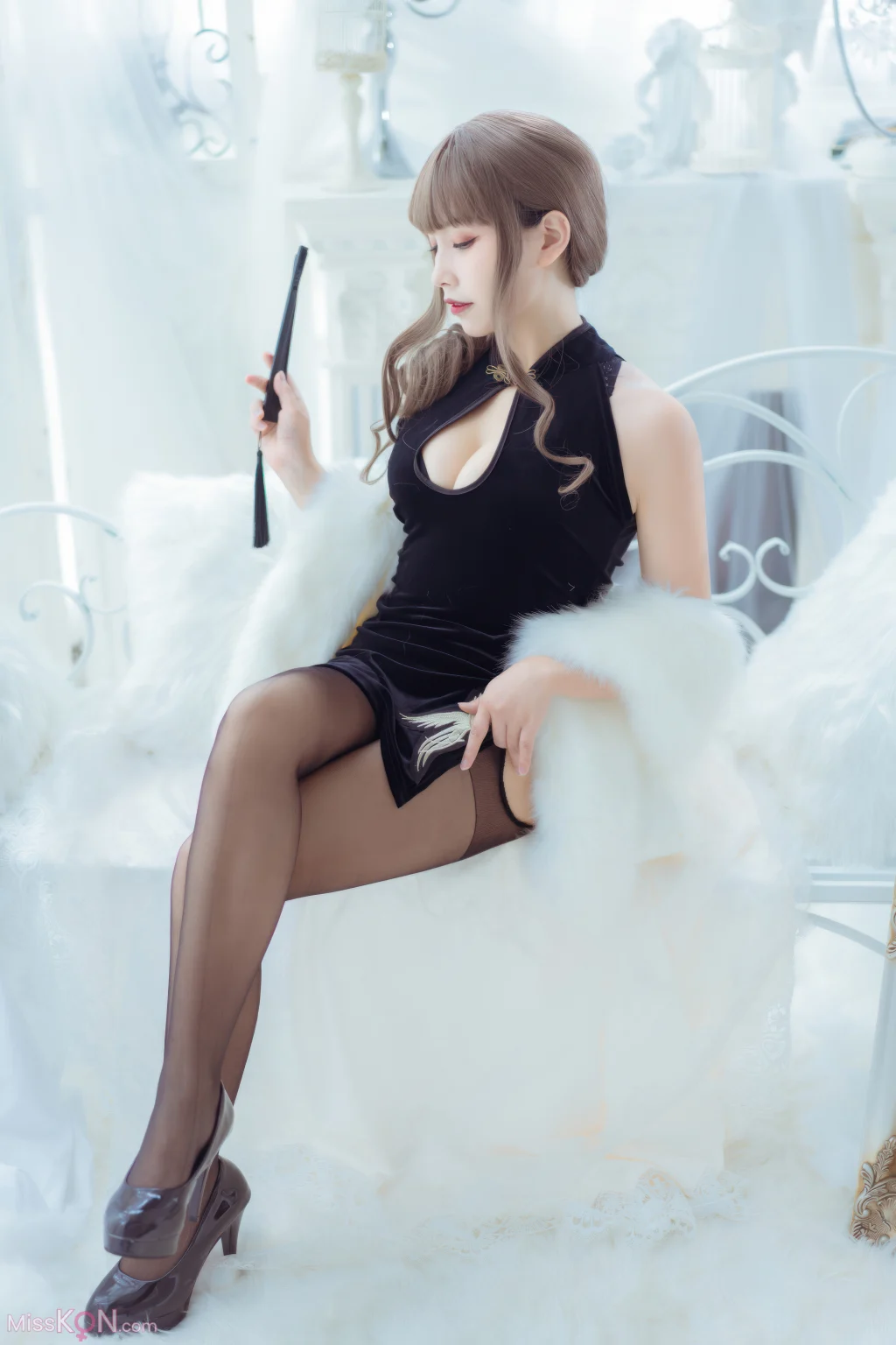 Coser@Neko-薇薇: 改良黑旗袍 (35 photos)