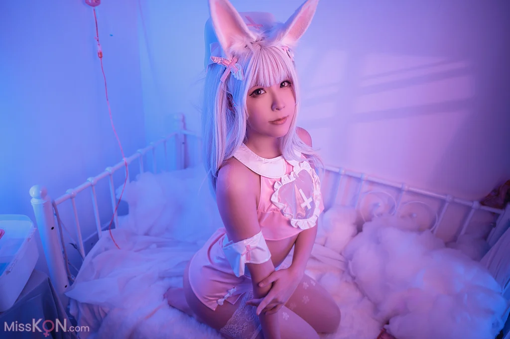Coser@Quan冉有点饿: 白丝 护士兔兔 (24 photos)