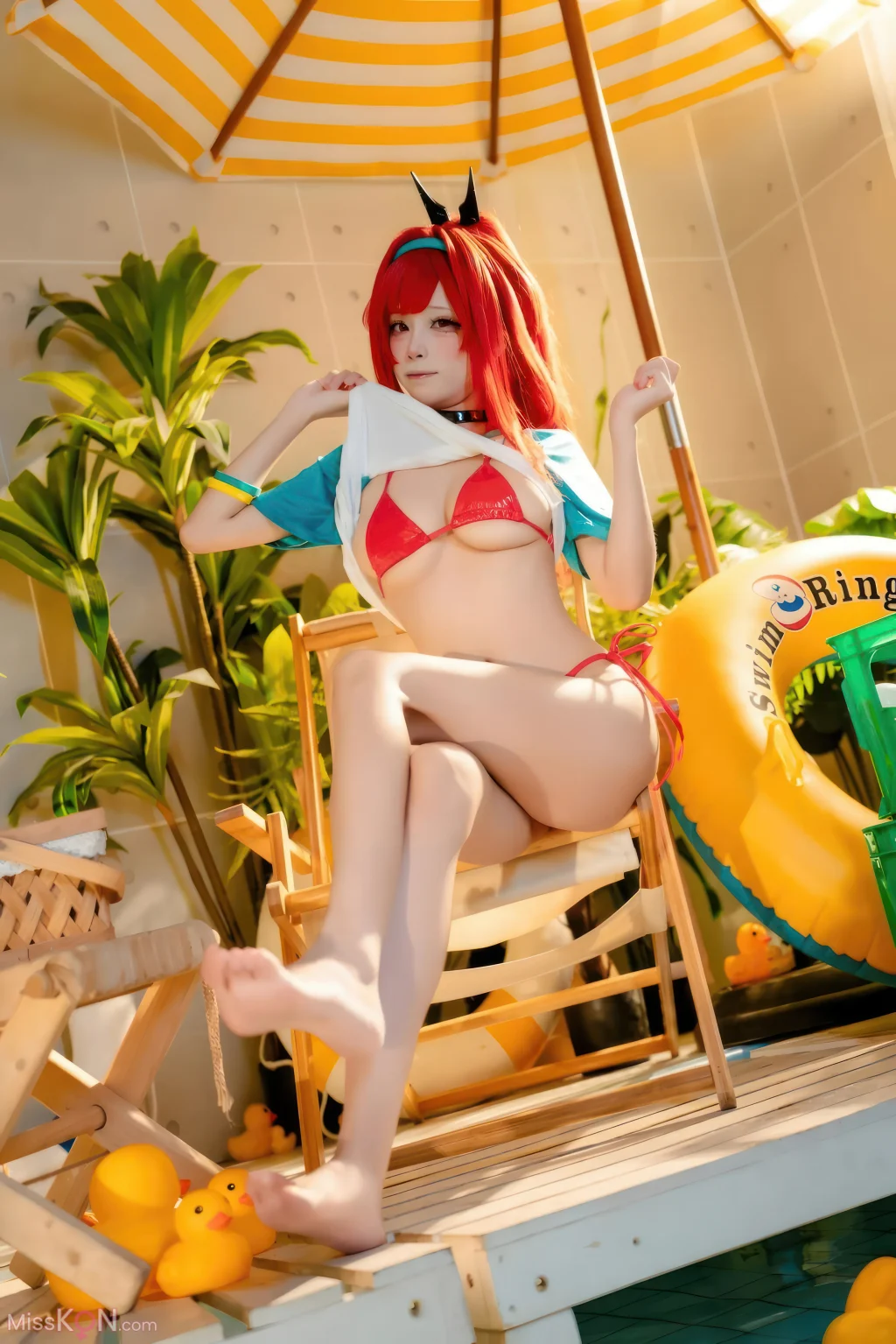 Coser@三無人型: Nikke 拉毗泳装 红色风情 (32 photos)
