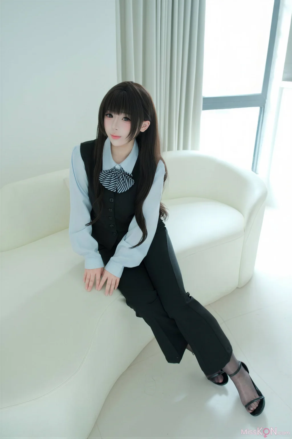 Coser@胡桃猫Kurumineko: 裤里丝的秘密 (141 photos + 4 videos)