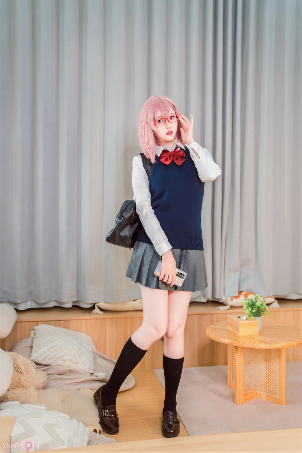 Coser@Natsuko夏夏子: 2.5次元的诱惑 天乃莉莉纱校服 (25 photos)