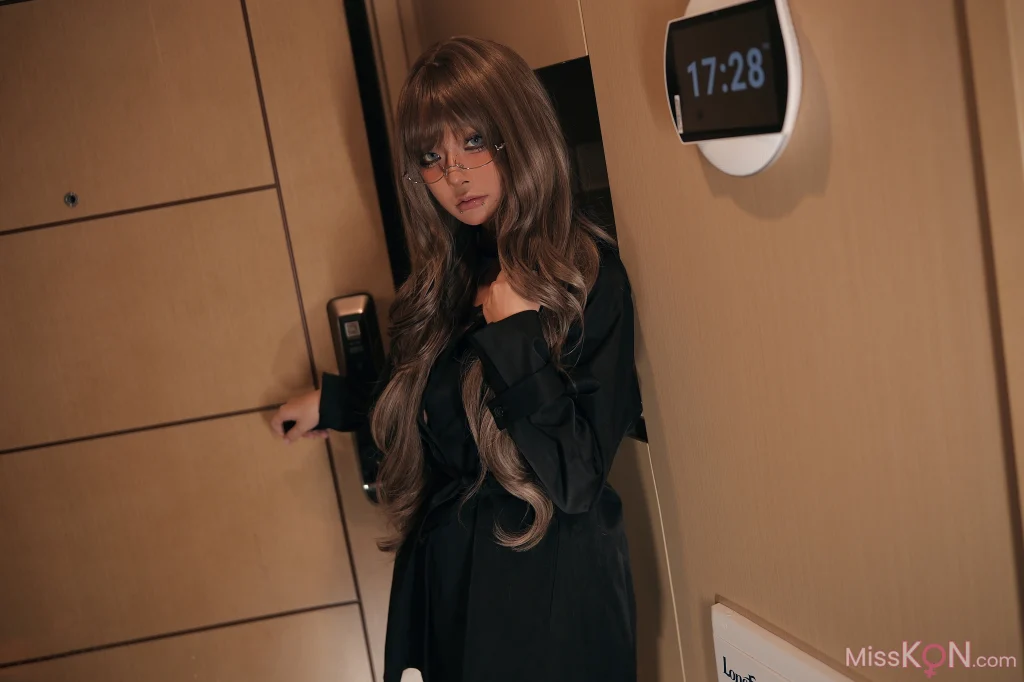 Coser@下饭樱桃子: 应召 (112 photos)
