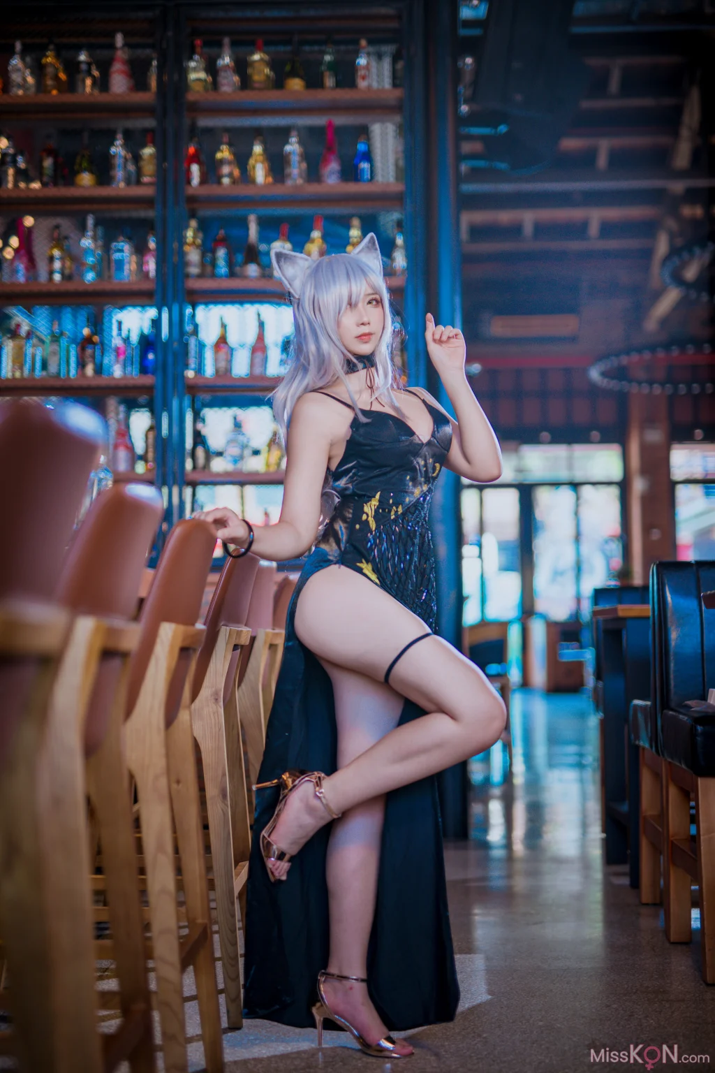 Coser@九曲Jean: 明日方舟-黑·周年礼服 (9 photos)