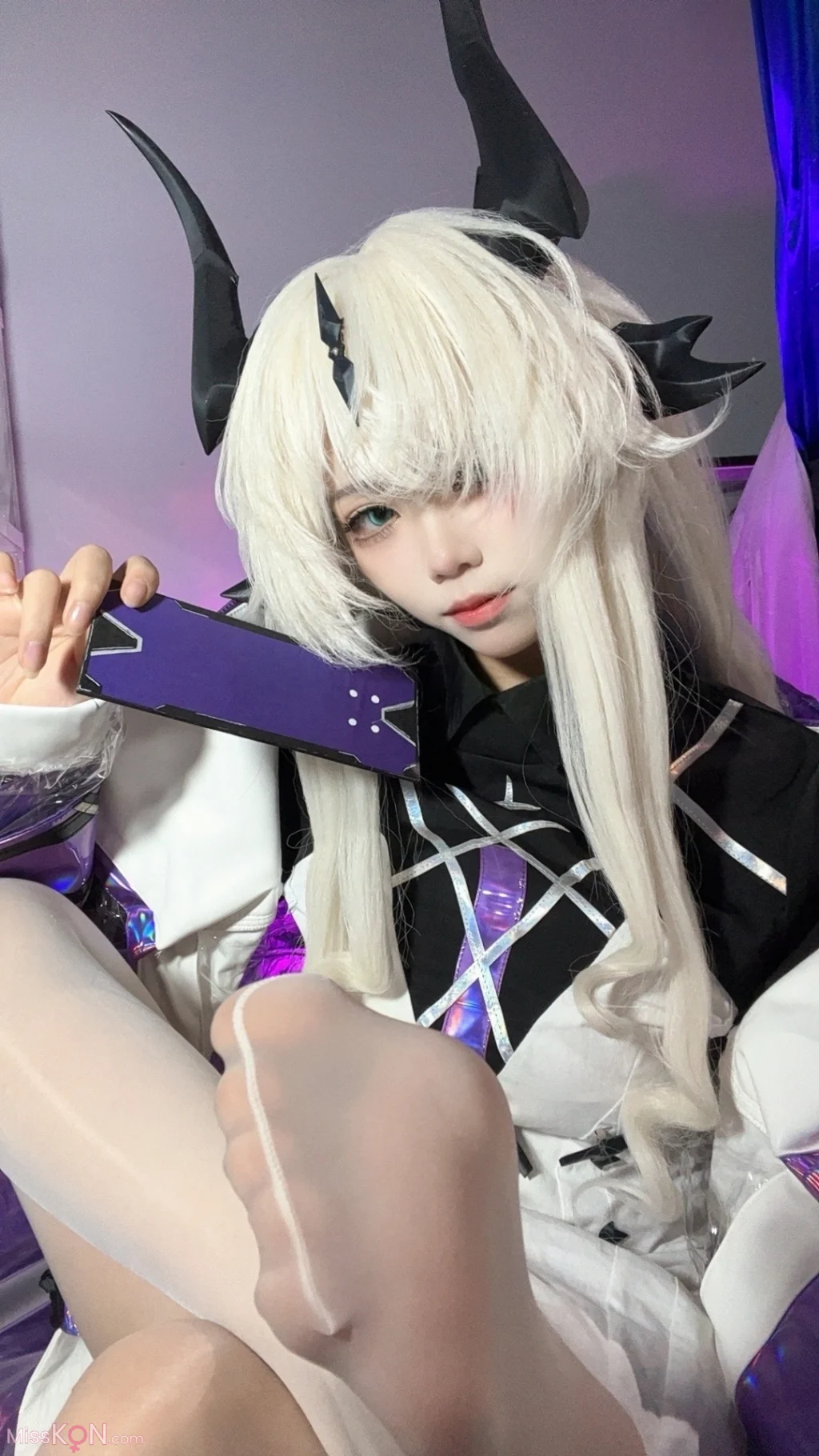 Coser@白栎Shirly: 死芒 (148 photos + 25 videos)