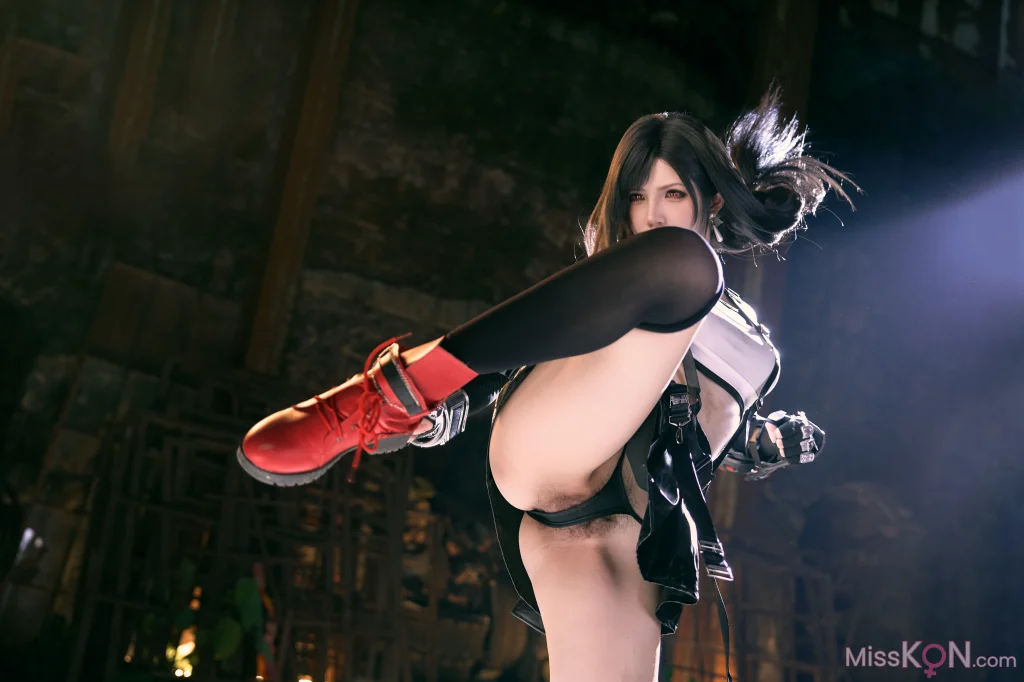 Coser@阿薰kaOri: 最终幻想 蒂法 (330 photos + 2 videos)