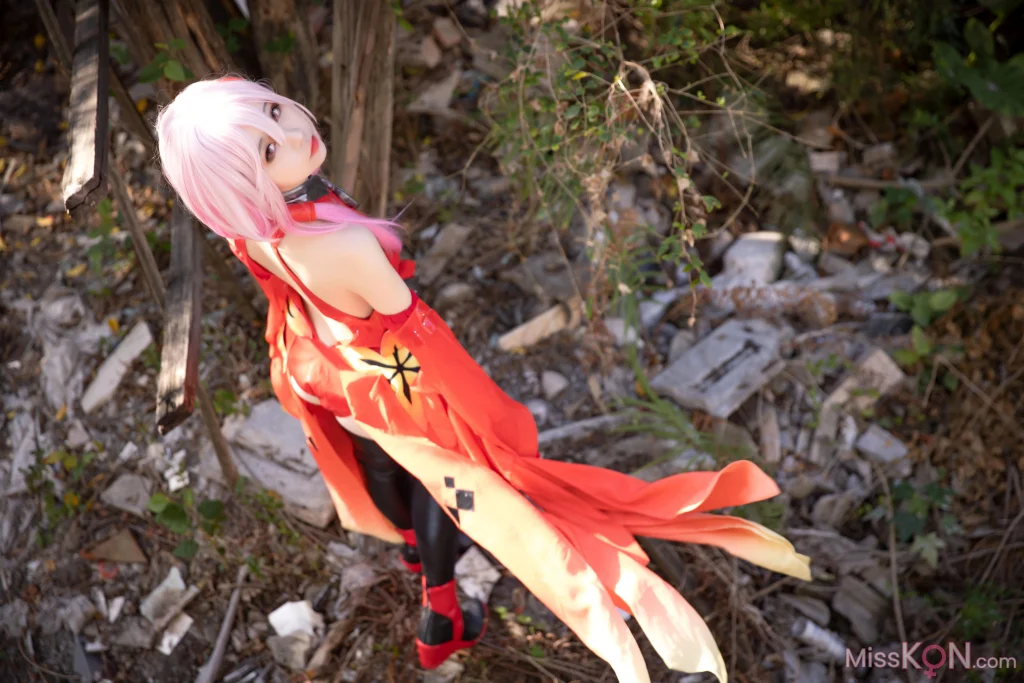 Coser@G44不会受伤: 楪祈 (20 photos)