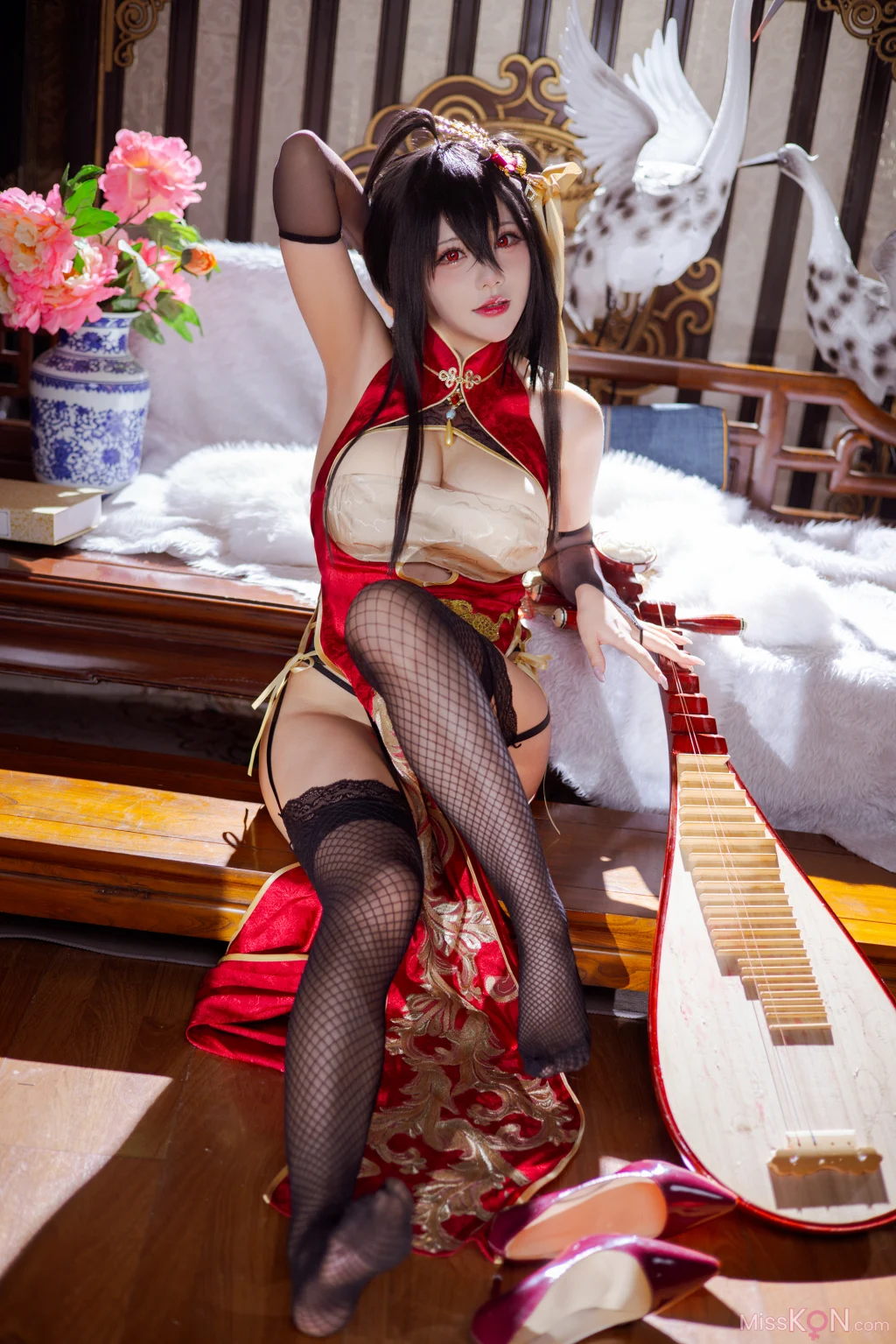 Coser@是一只熊仔吗: 大凤旗袍 (50 photos)