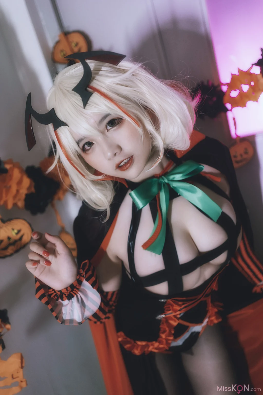 Coser@阿半今天很开心: 罗恩万圣节 (28 photos)