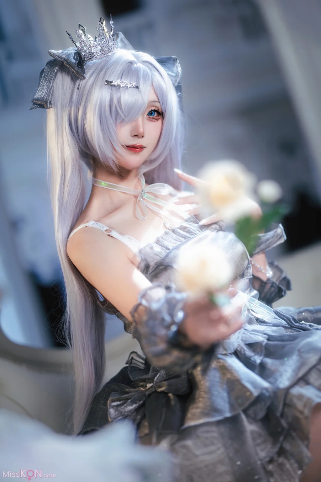 Coser@是夙卿呀: NIKKE 灰姑娘 (16 photos)