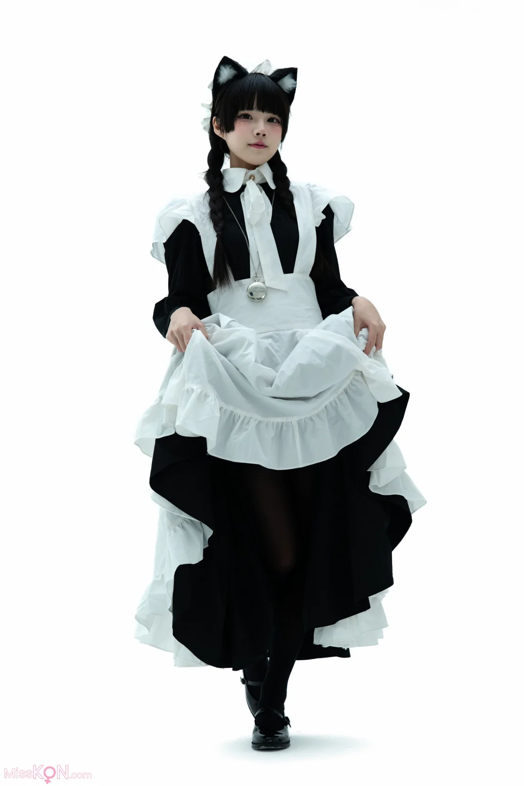 Coser@清水凪: 女仆图鉴 (89 photos)