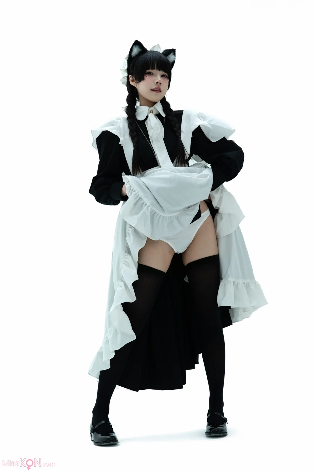 Coser@清水凪: 女仆图鉴 (89 photos)